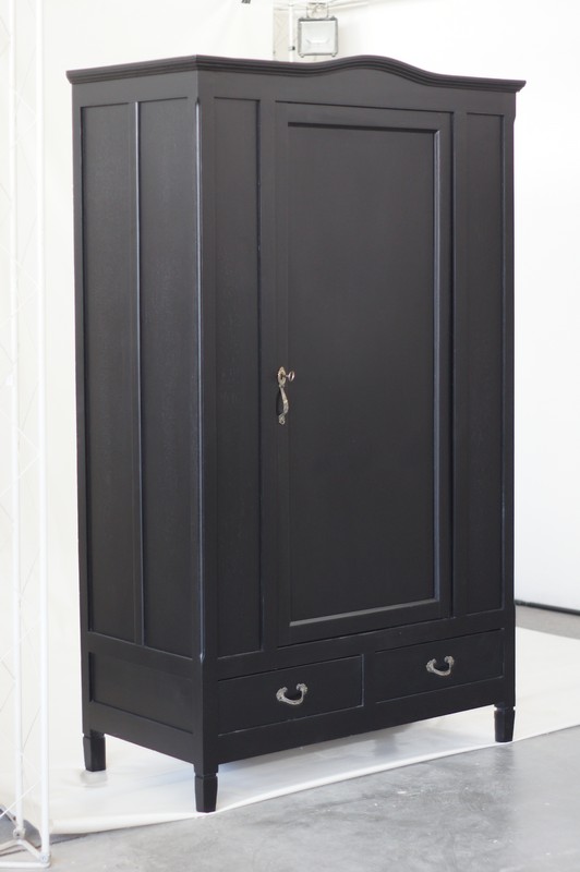 verniciatura mobili arredamenti